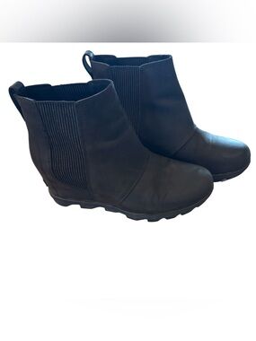 Sorel Joan of Artic Wedge Chelsea Leather Wedge Boot,Black, size 9, Modern Urban